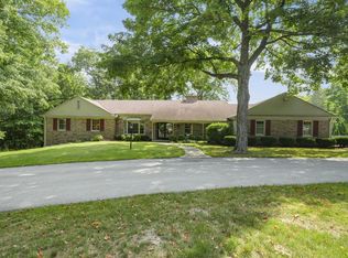 2211 Rivershore Dr, Racine, WI 53405