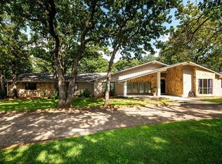 6403 Beachview Dr, Arlington, TX 76016