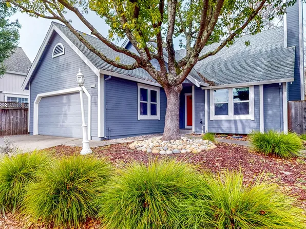 2135 Pebblewood Ct, Santa Rosa, CA 95403