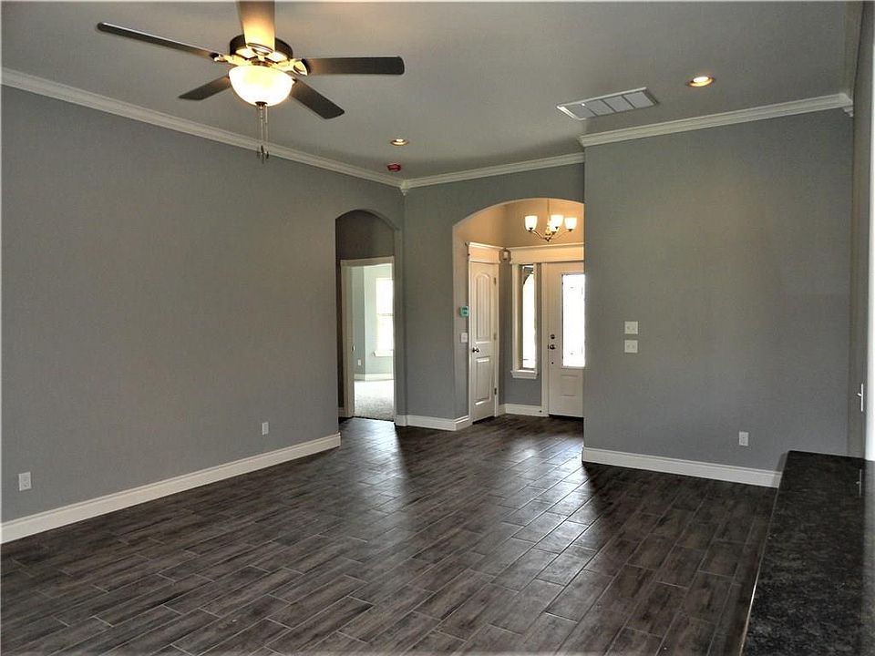1st image of 5012 SW 122nd Ter