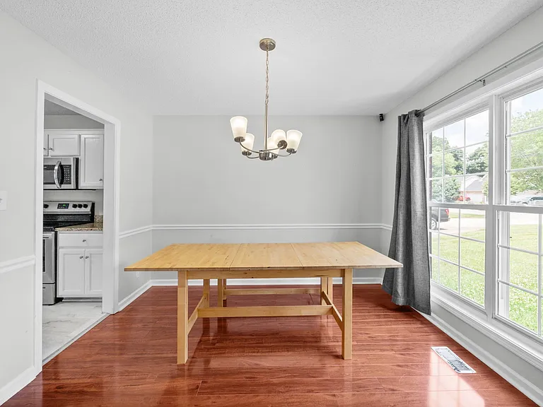 1283 Carnation Ct — Photo 13