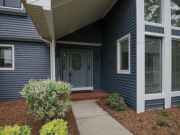 2nd image of 4865 Northgate Dr
