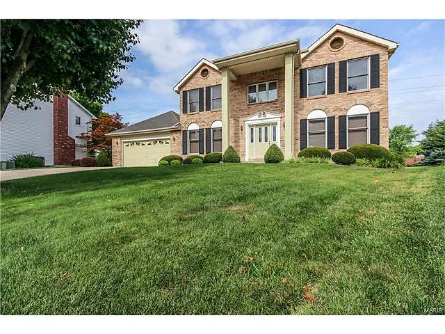 14 Huntington Pkwy photo 1