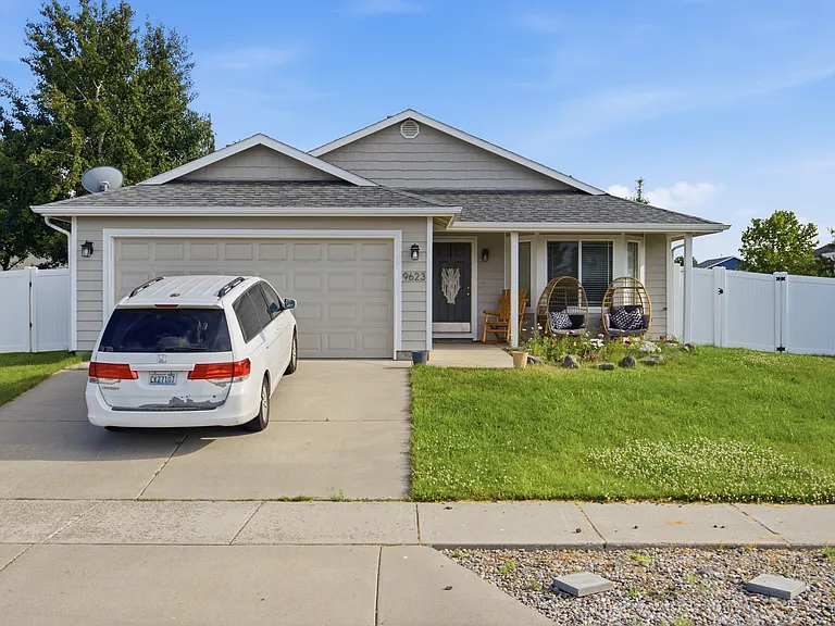9623 Nick Ave — Photo 4