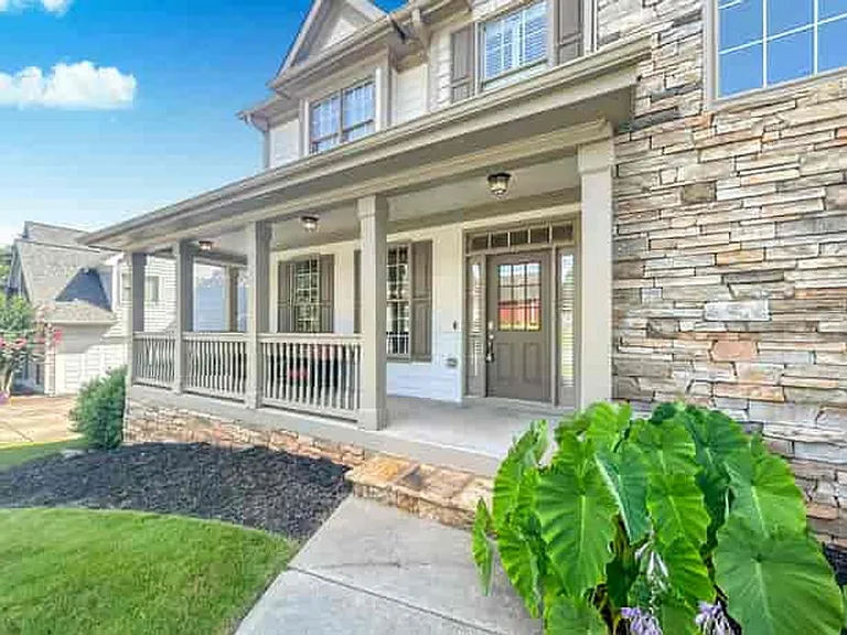 4918 Shallow Creek Trl NE — Photo 3
