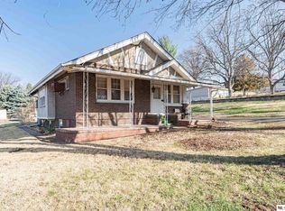 1516 N 11th St, Bellevue, NE 68005