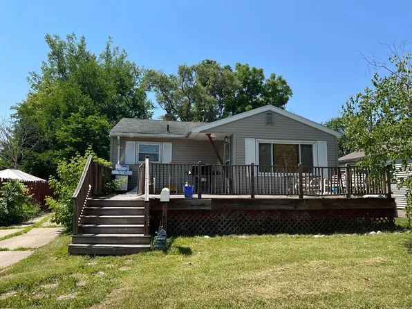 1202 McCormick St, Bay City, MI 48708