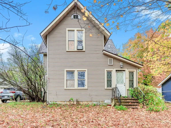 634 W Main St, Ellsworth, WI 54011