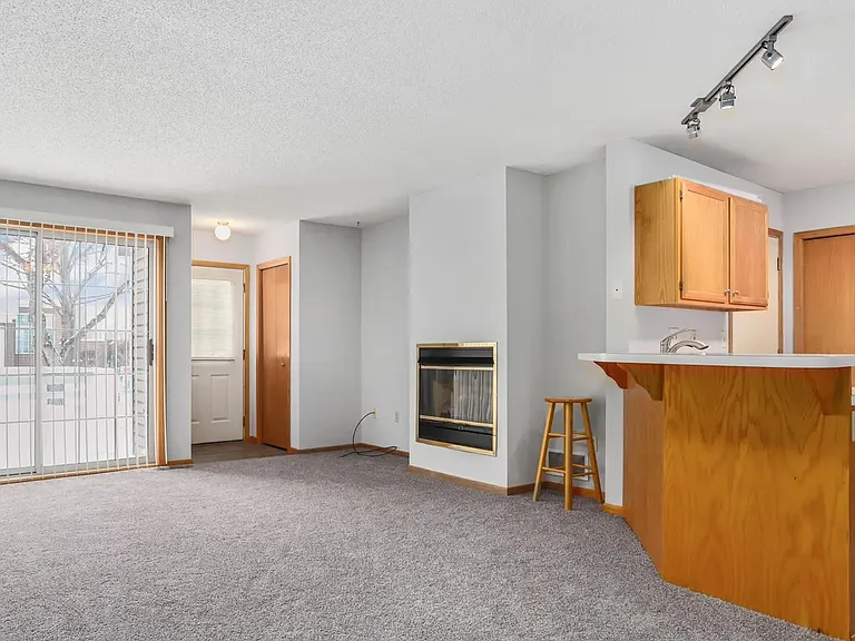 9936 Fillmore St NE — Photo 1