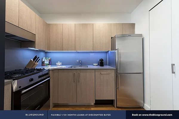 Rented by The Blueground | media 214