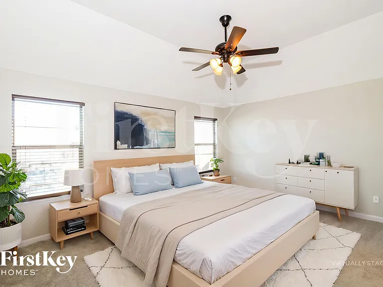 206 Lavaca Dr — Photo 14