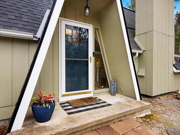 2nd image of 3802 Holiday Village Rd