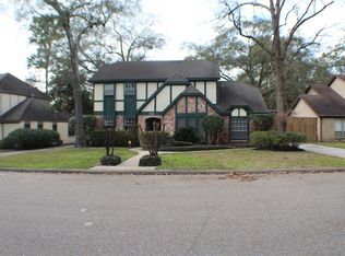 512 S Rivershire Dr, Conroe, TX 77304