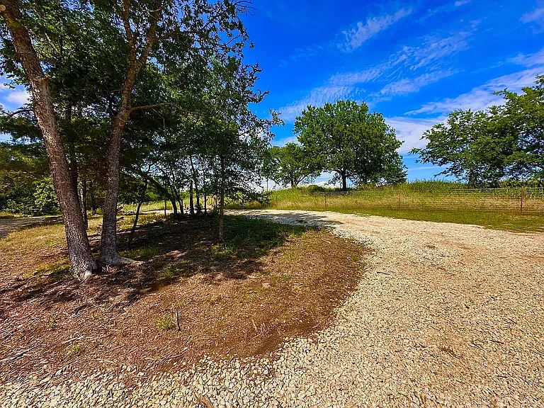 7009 Coley Rd — Photo 9