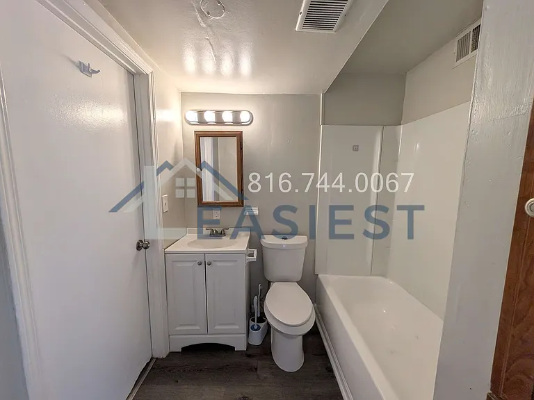 1110 E Frederick St — Photo 12