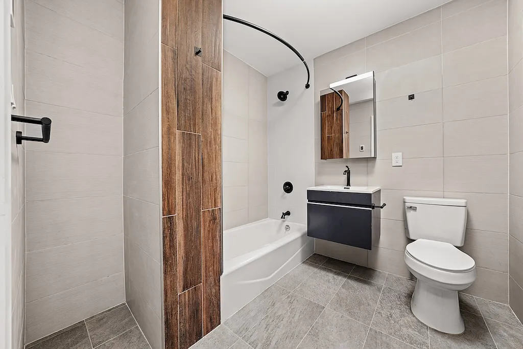 435 Central Avenue — Photo 3