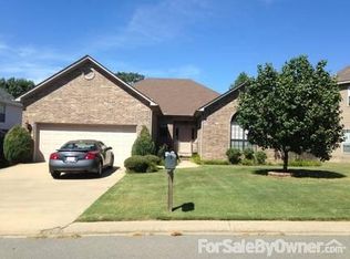 6 Robyn Ln, Little Rock, AR 72223