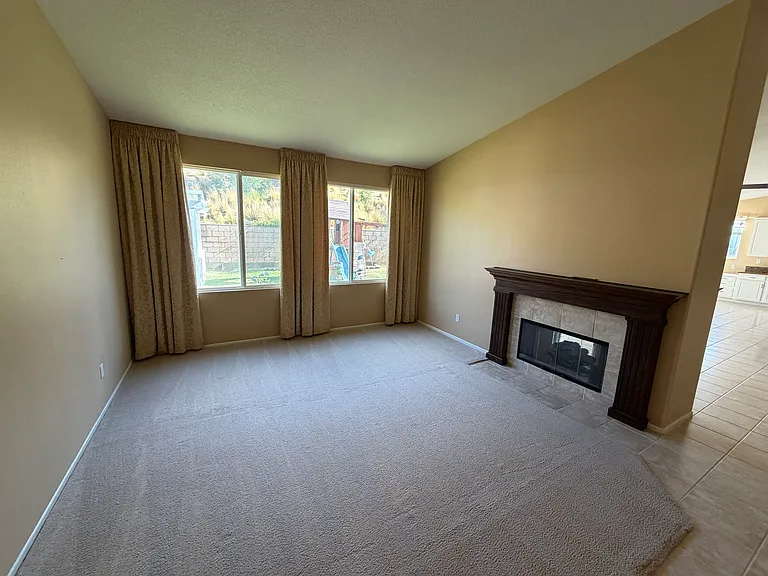 5552 Las Brisas Ter — Photo 10