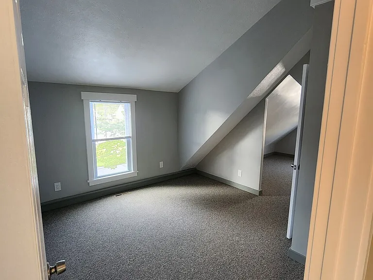 1815 N Goodman St — Photo 13