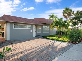 716 NE 7th St #716, Hallandale, FL 33009