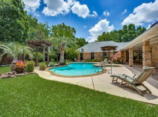 2102 Pecan St, Bonham, TX 75418