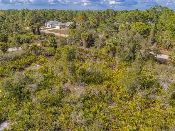 3113 54th St W, Lehigh Acres, FL 33971