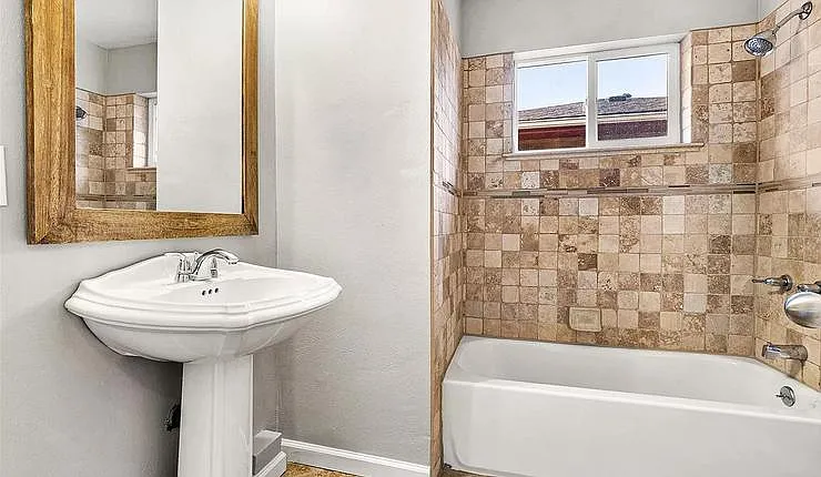 3210 Kearney St — Photo 19