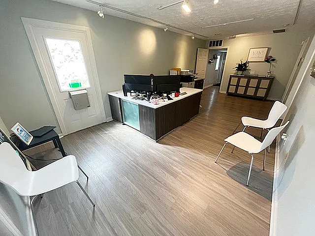 Leasing Office