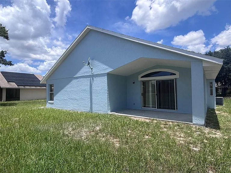 131 Cedarpark Ln — Photo 16