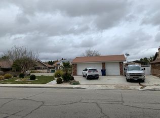 2555 W Avenue K4, Lancaster, CA