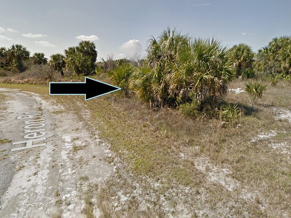 2nd image of 661 Heron Rd