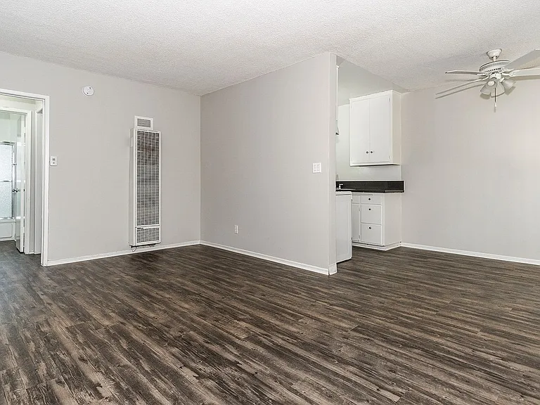 1268 Mariposa St — Photo 31