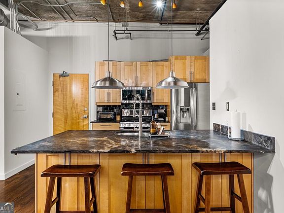 4th image of 3235 Roswell Rd NE Unit 609