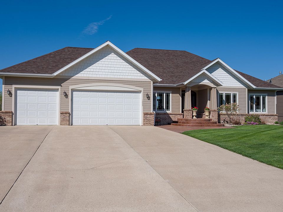1st image of 1009 Brooks North Ln