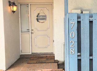 7028 SW 38th Ct #V, Hollywood, FL 33023