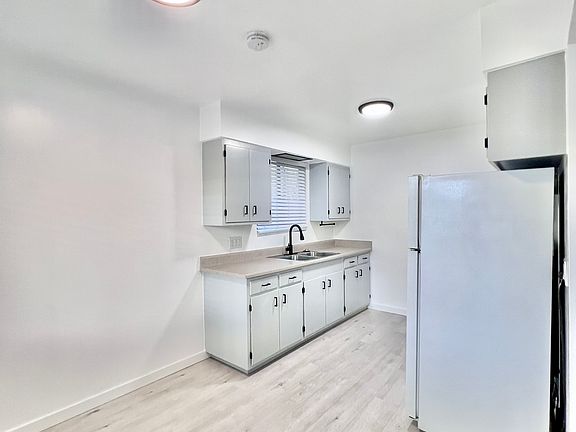 5th image of 707 Grace St