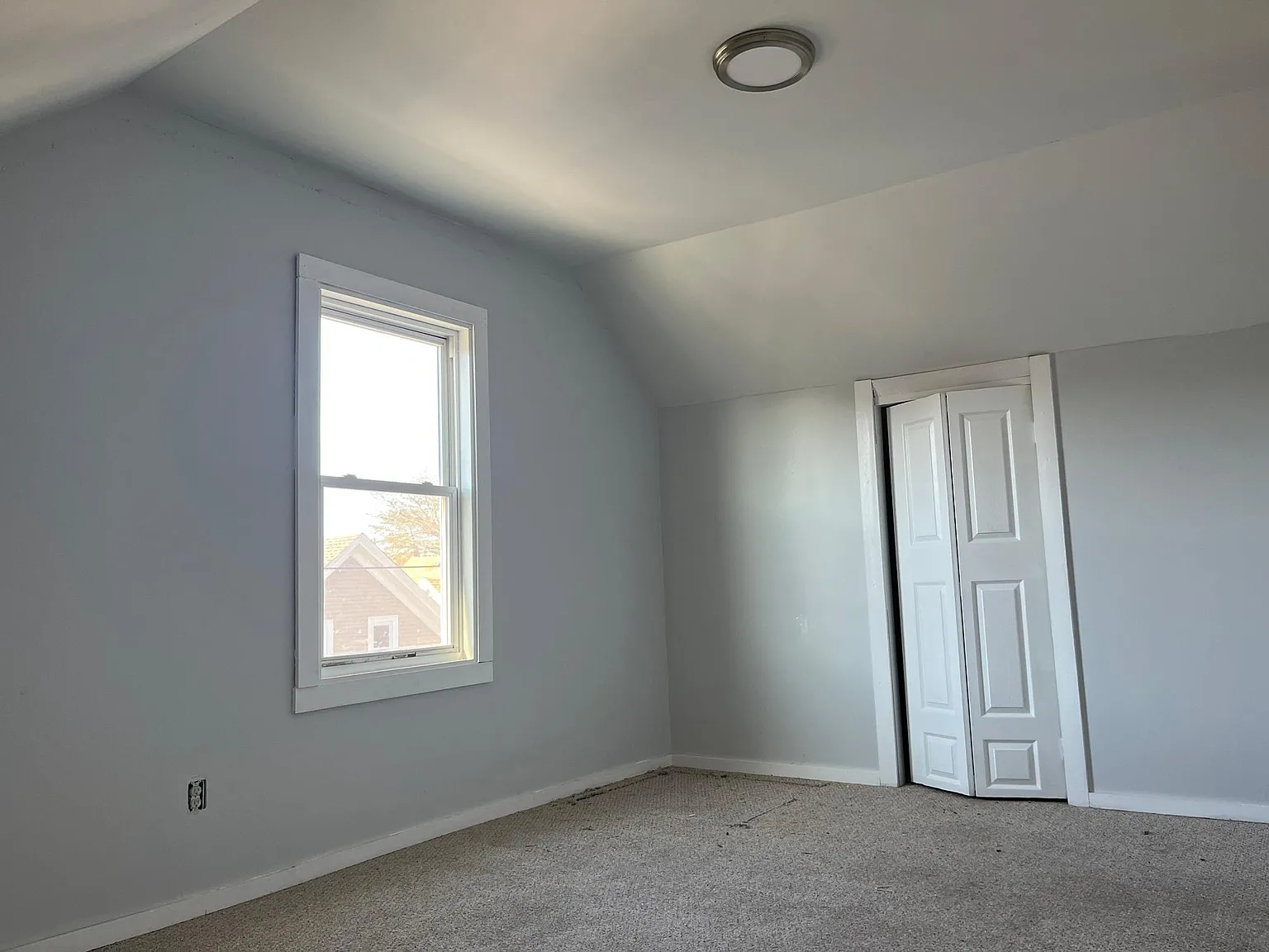 2 bed, 1200 sqft, $1,700 — Photo 4
