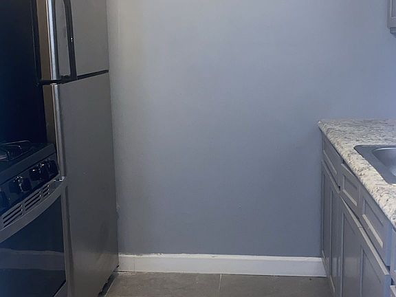 3rd image of 270 E 244th St APT 1
