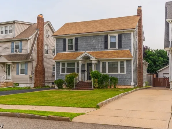 819 Floral Ave, Elizabeth City, NJ 07208