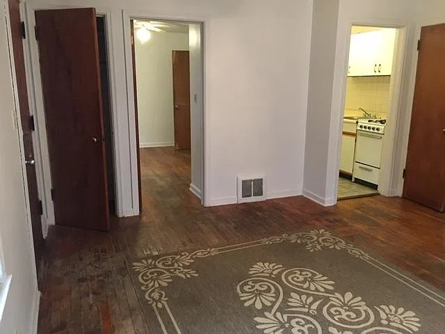 1 bed, 500 sqft, $700 — Photo 4