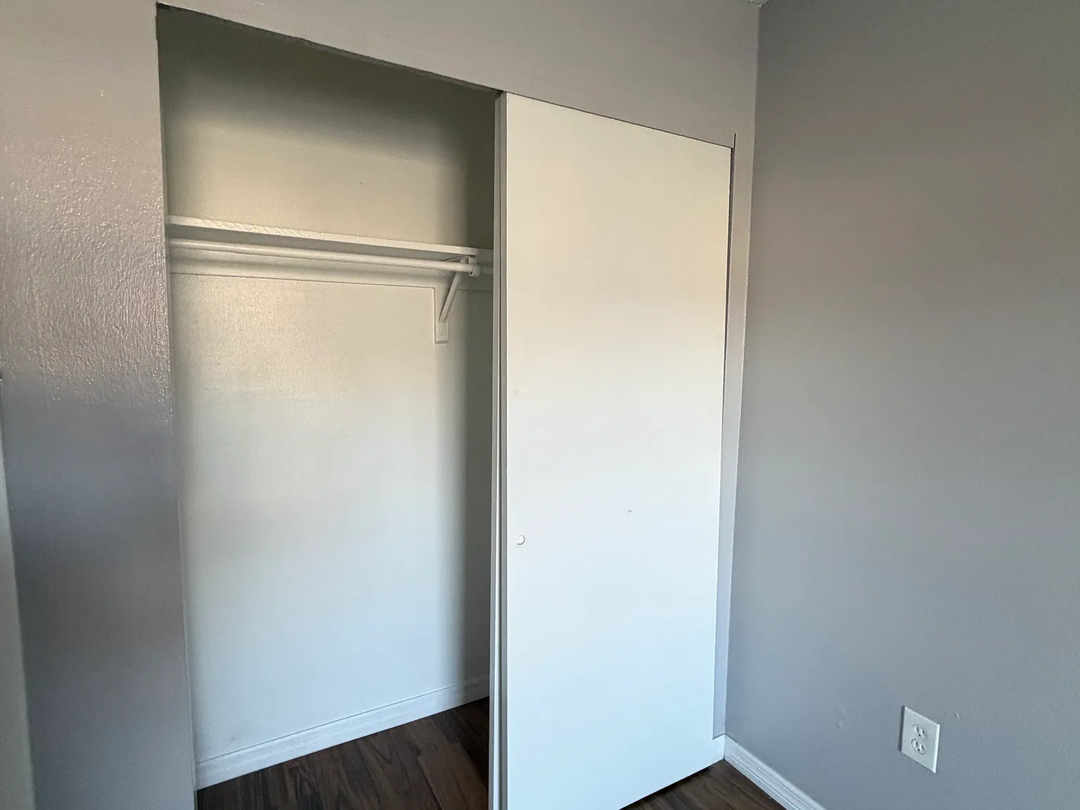 1 bed, 725 sqft, $1,175 — Photo 4
