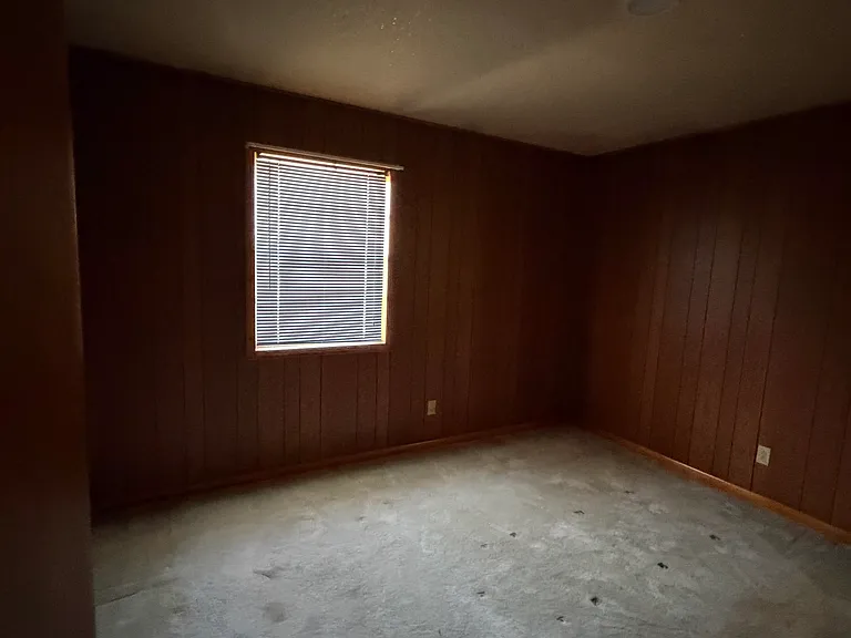 801 Arizona Ct — Photo 8