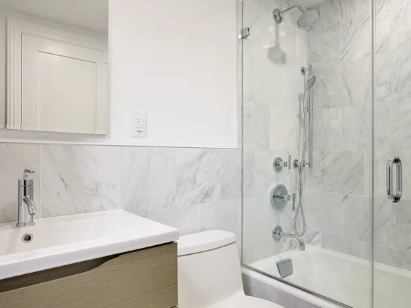 473 West End Avenue image 8 of 10