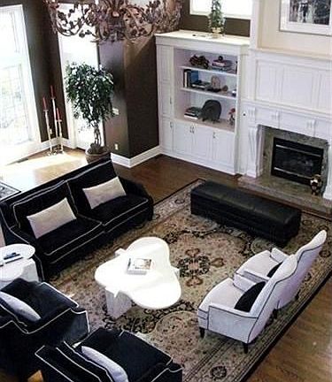 3rd image of 2885 Roundhill Rd