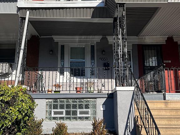 3rd image of 5553 Larchwood Ave