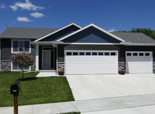 3561 Bridgeview Dr SE, Rochester, MN 55904