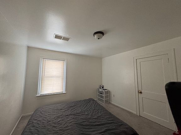 4th image of 901 Beardsley St #A