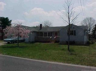 73 Tarbox Rd, Plainfield, CT 06374