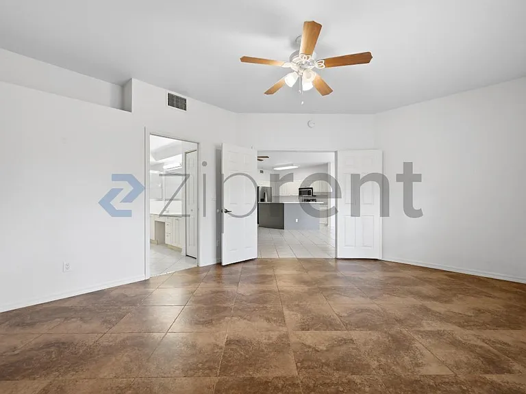 5305 Andover Dr #101 — Photo 16