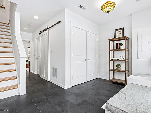 3rd image of 353 L St SE